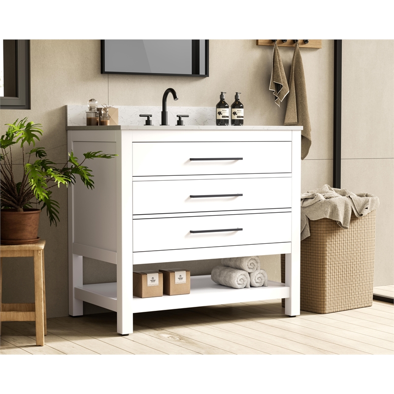 Elegant Kitchen and Bath 36