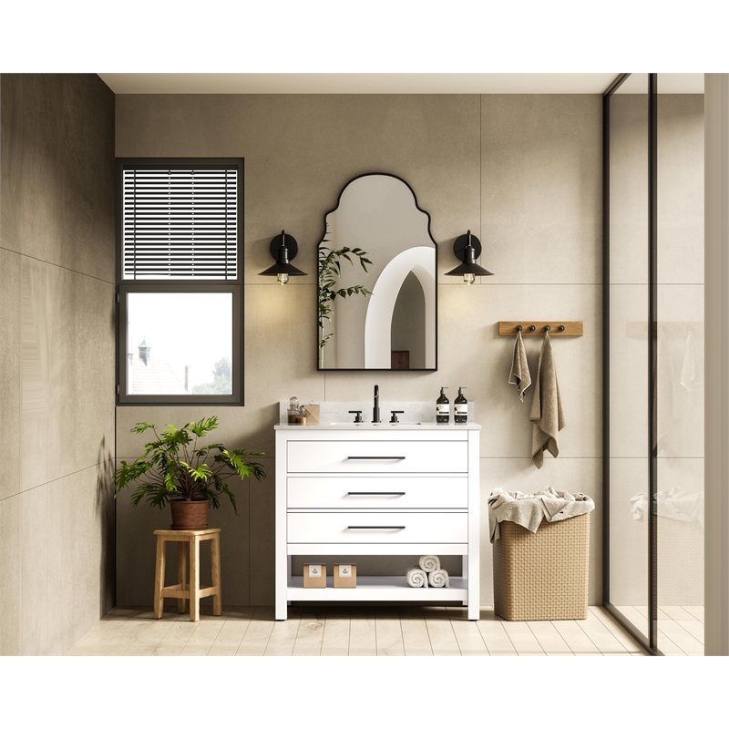 Elegant Kitchen and Bath 36