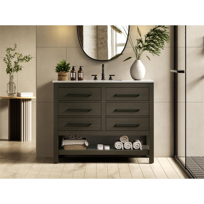 Elegant Kitchen and Bath 42