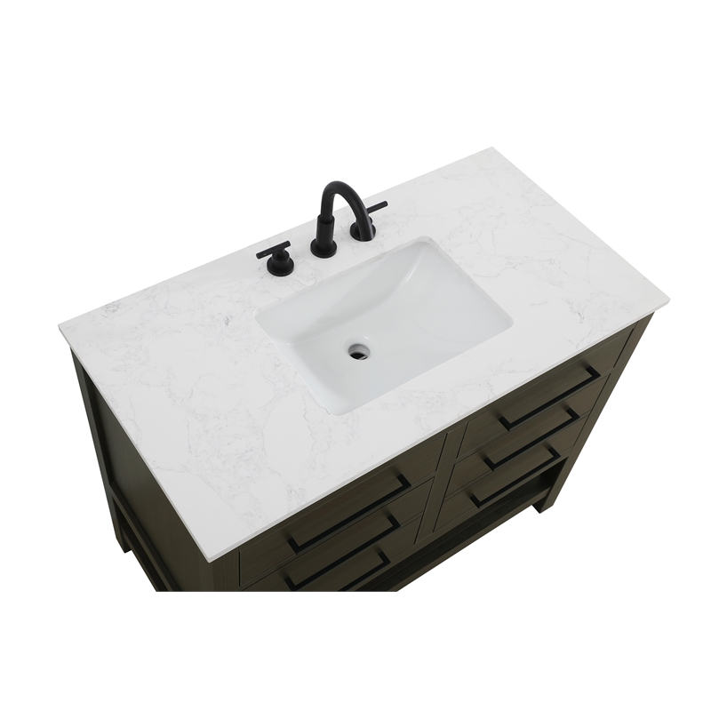 Elegant Kitchen and Bath 42