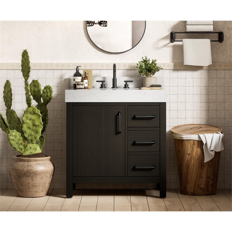 Elegant Kitchen and Bath 32