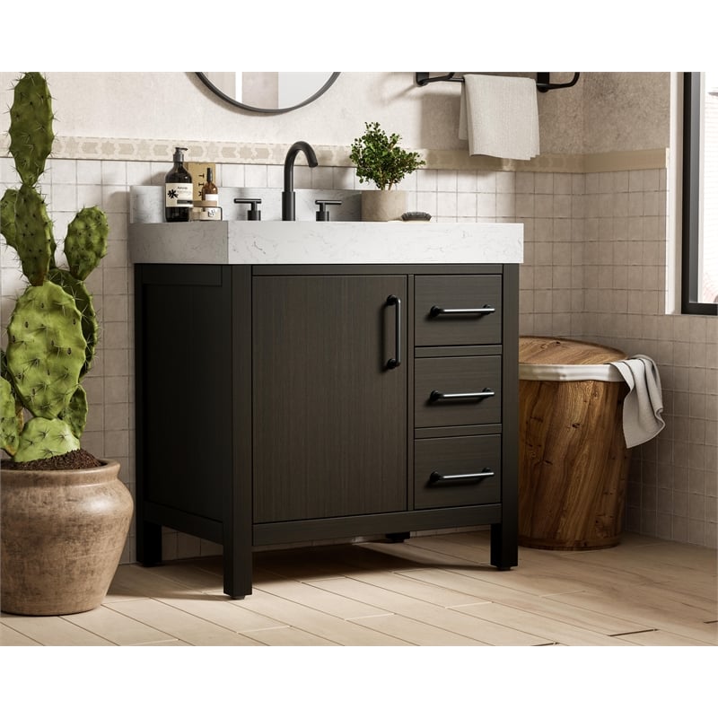 Elegant Kitchen and Bath 32
