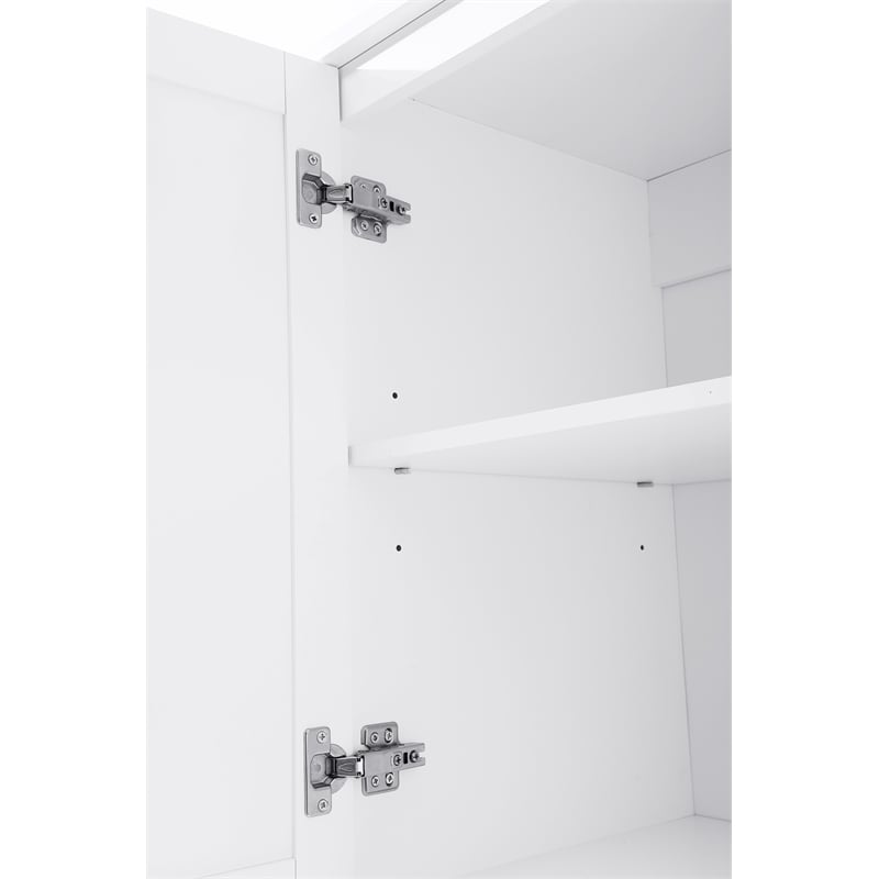 Elegant Kitchen and Bath 24
