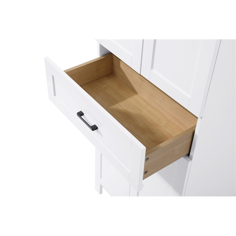 Elegant Kitchen and Bath 24