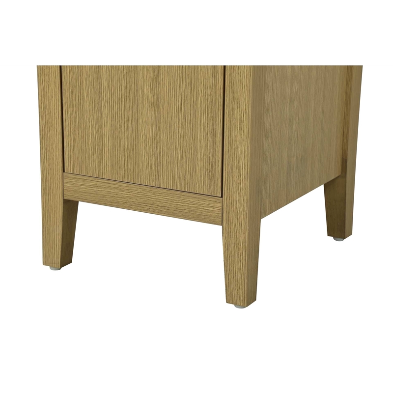 Elegant Kitchen and Bath 16