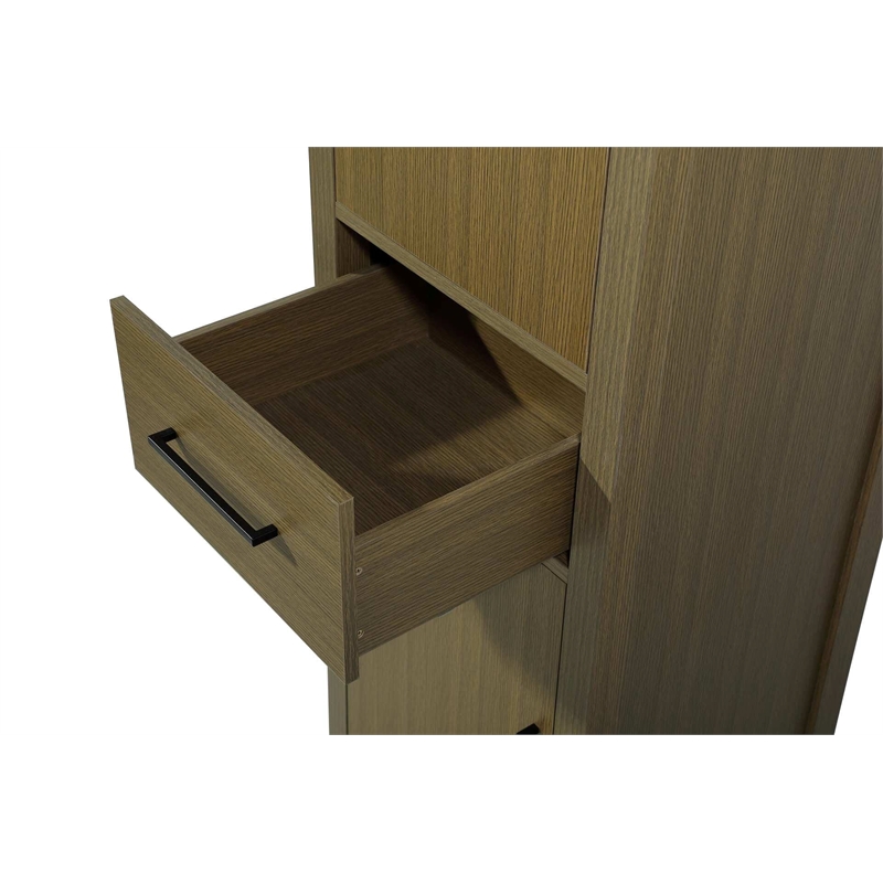 Elegant Kitchen and Bath 20