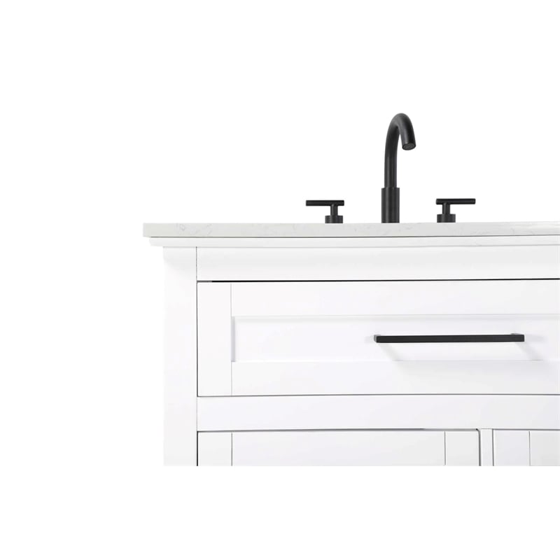 Elegant Kitchen and Bath 32