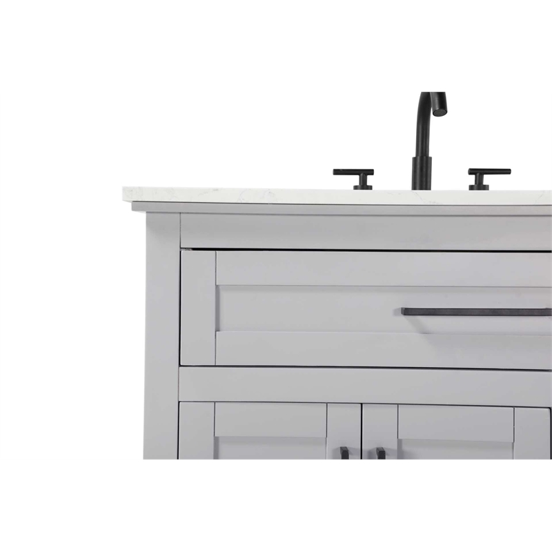 Elegant Kitchen and Bath 36