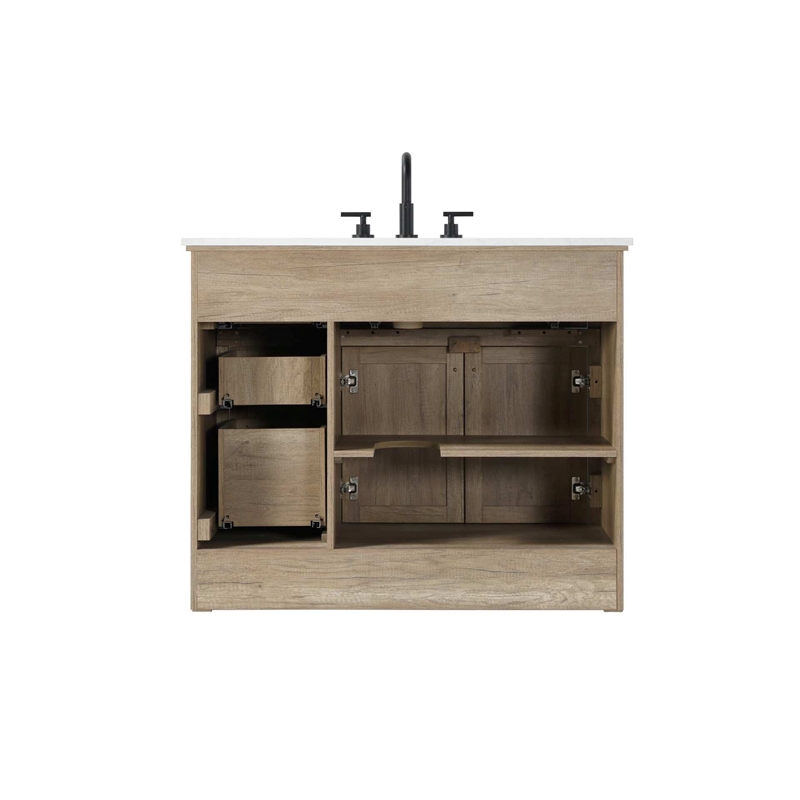 Elegant Kitchen and Bath 42