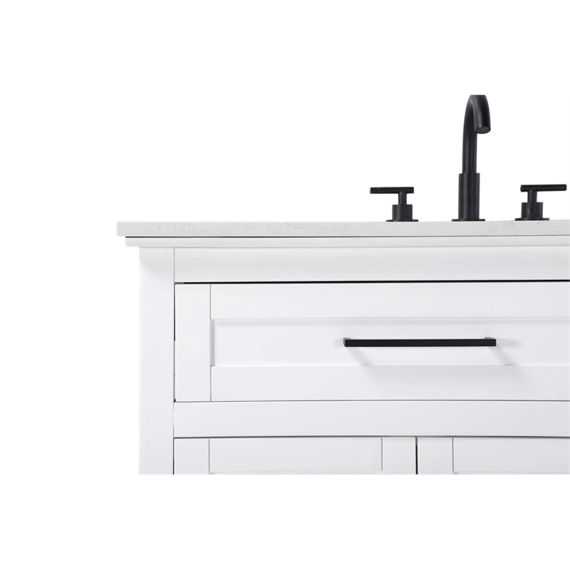 Elegant Kitchen and Bath 42