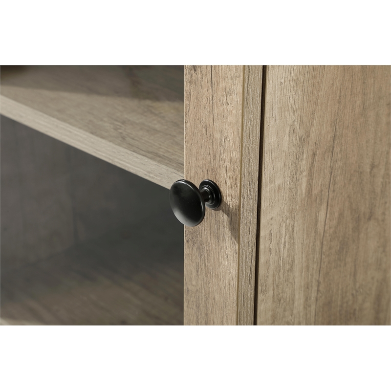 Elegant Kitchen and Bath 16