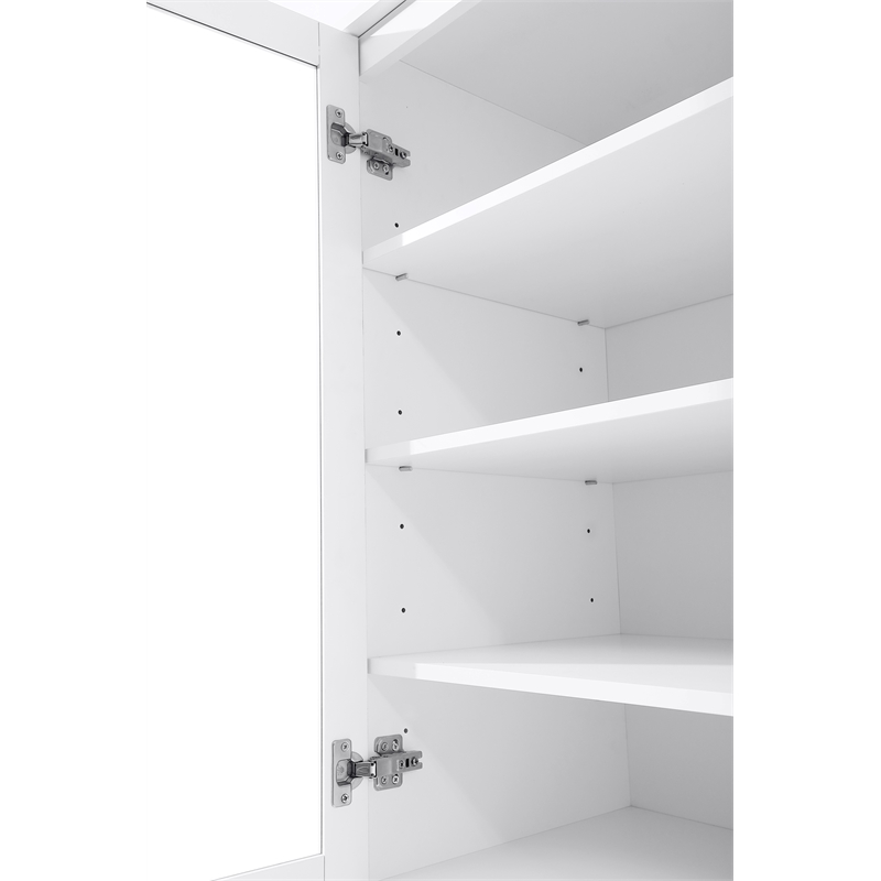 Elegant Kitchen and Bath 16