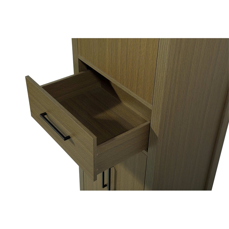 Elegant Kitchen and Bath 24