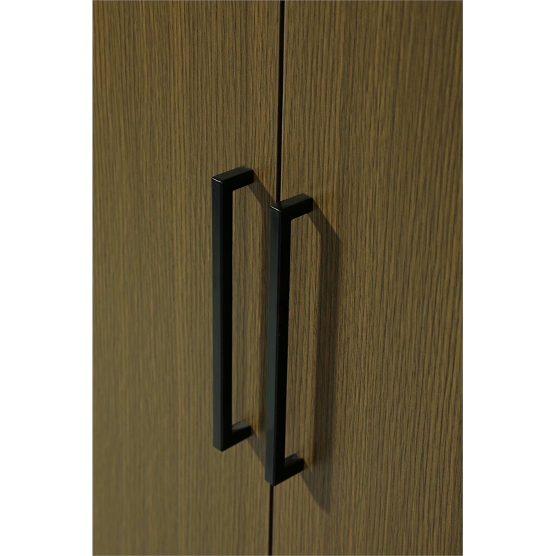 Elegant Kitchen and Bath 24