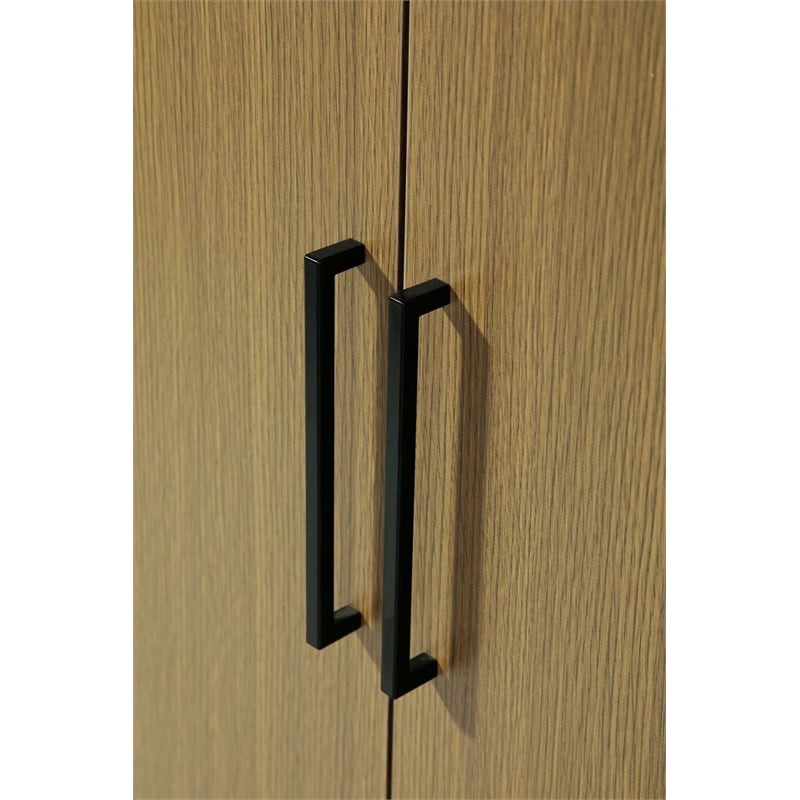 Elegant Kitchen and Bath 24