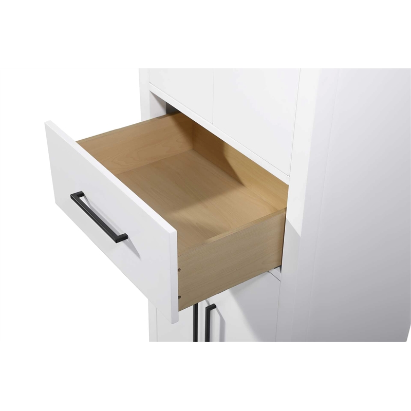 Elegant Kitchen and Bath 24