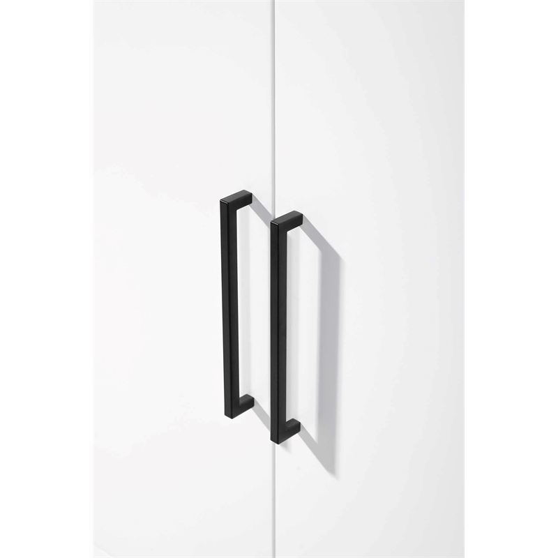 Elegant Kitchen and Bath 24