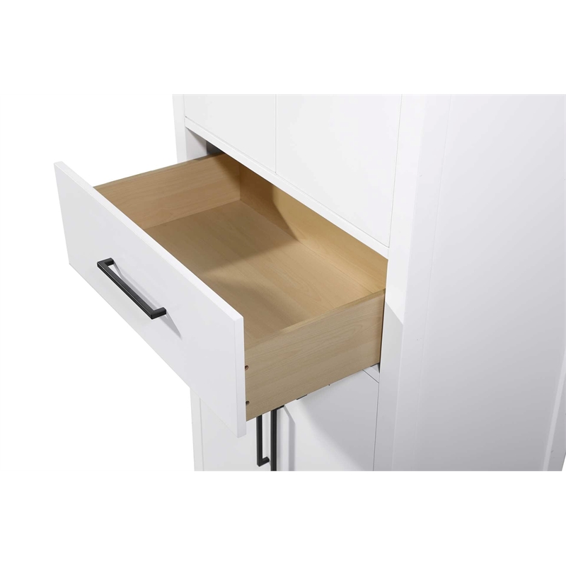 Elegant Kitchen and Bath 28