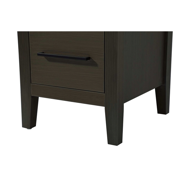 Elegant Kitchen and Bath 16