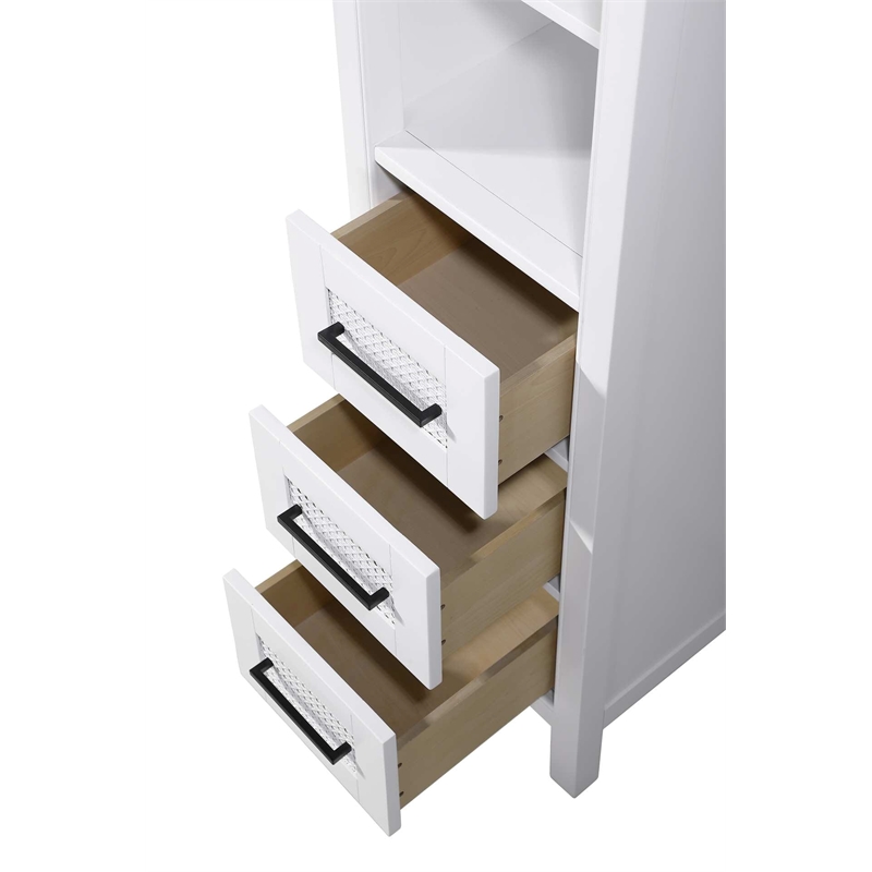 Elegant Kitchen and Bath 16