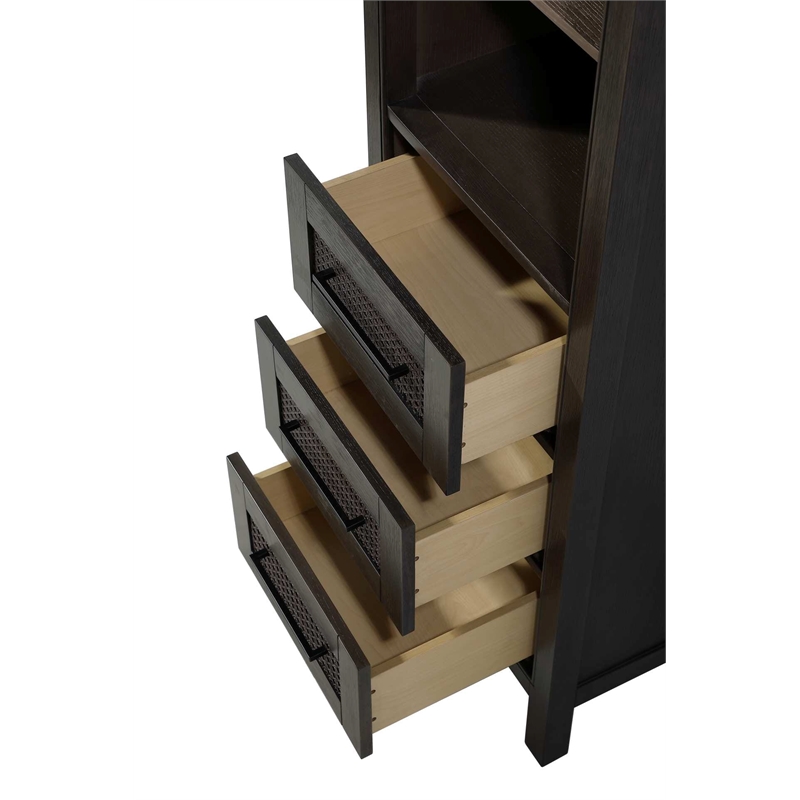 Elegant Kitchen and Bath 20