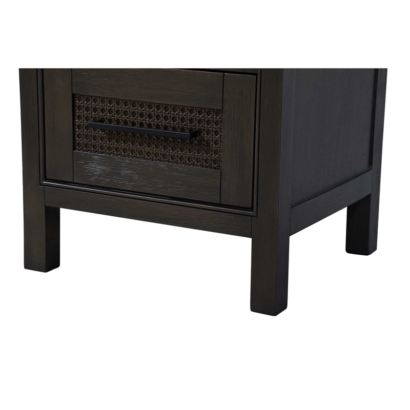 Elegant Kitchen and Bath 20