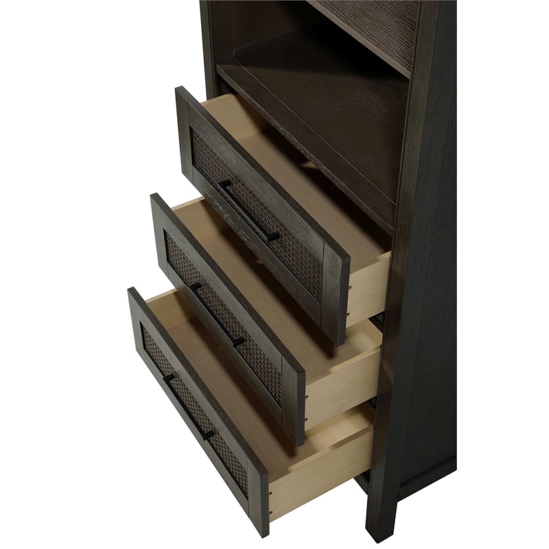 Elegant Kitchen and Bath 28