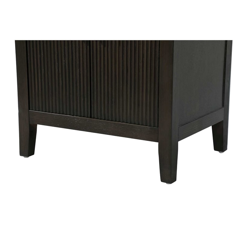 Elegant Kitchen and Bath 24