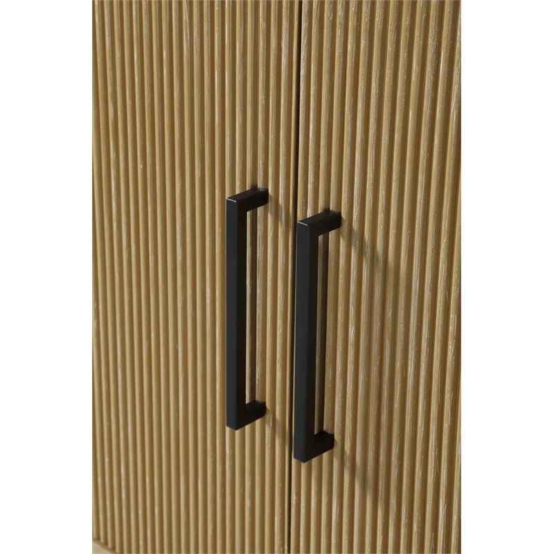 Elegant Kitchen and Bath 24