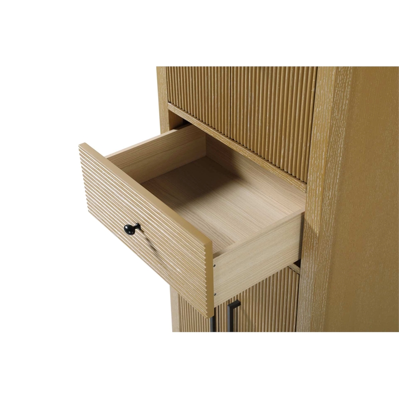 Elegant Kitchen and Bath 24