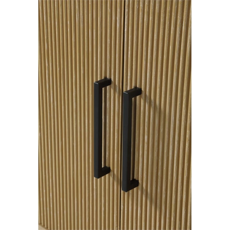 Elegant Kitchen and Bath 28