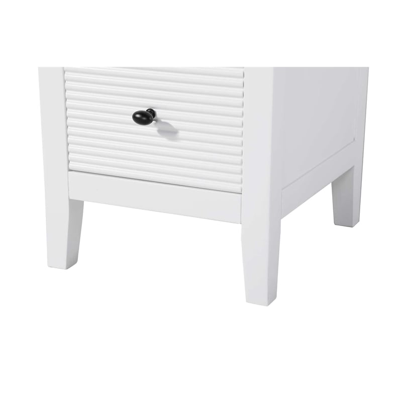 Elegant Kitchen and Bath 16