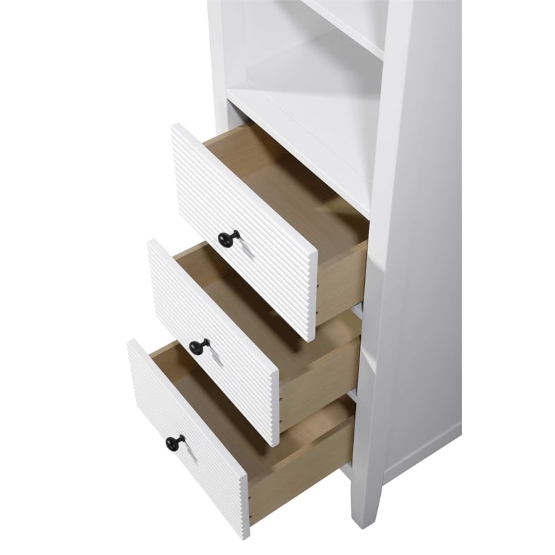 Elegant Kitchen and Bath 20