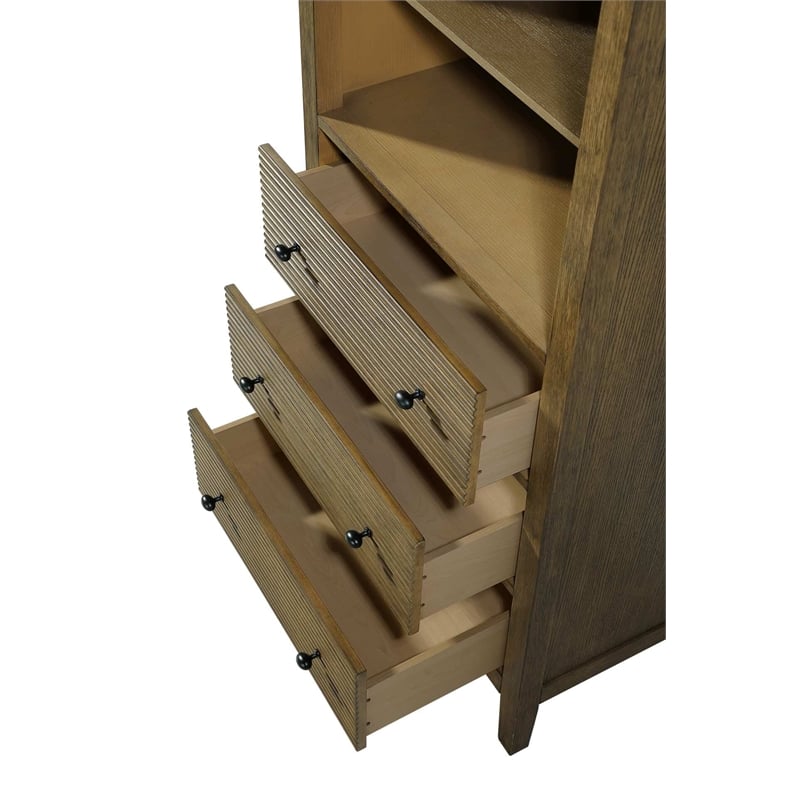 Elegant Kitchen and Bath 28