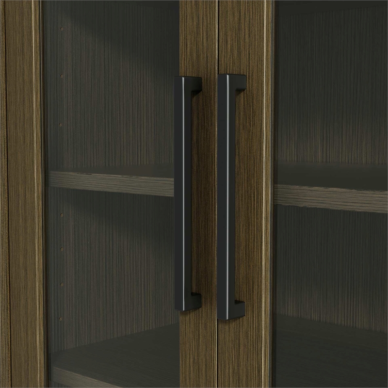 Elegant Kitchen and Bath 28