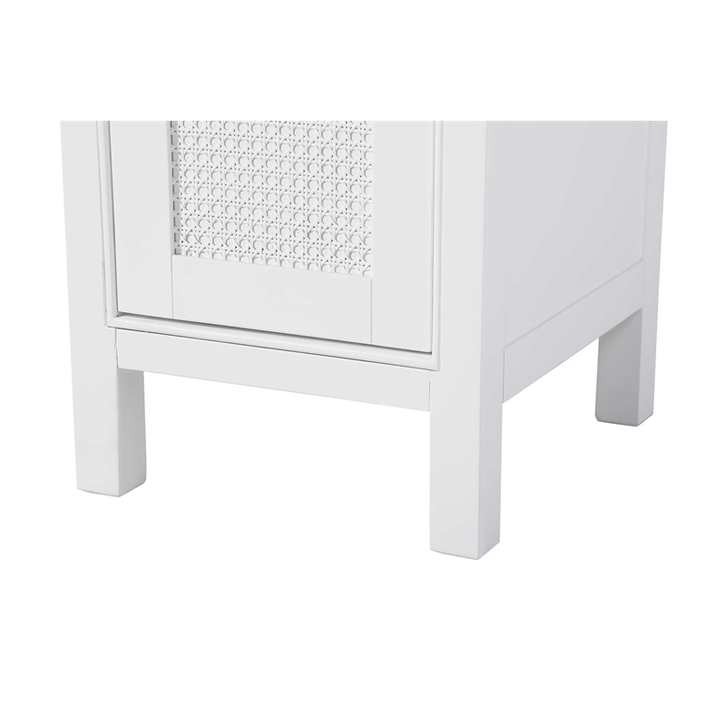 Elegant Kitchen and Bath 16