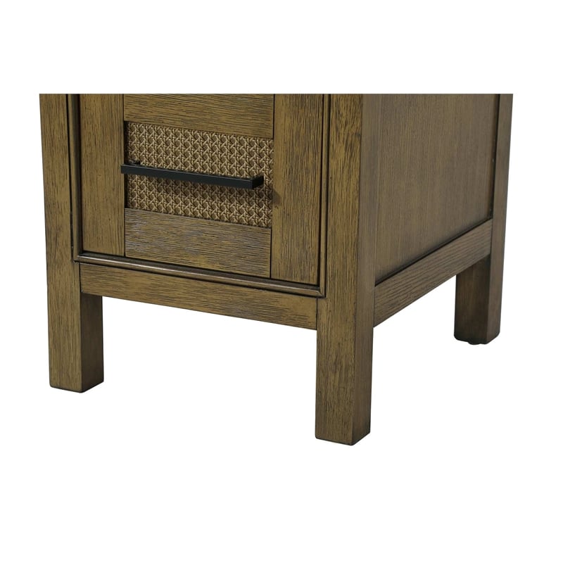 Elegant Kitchen and Bath 16