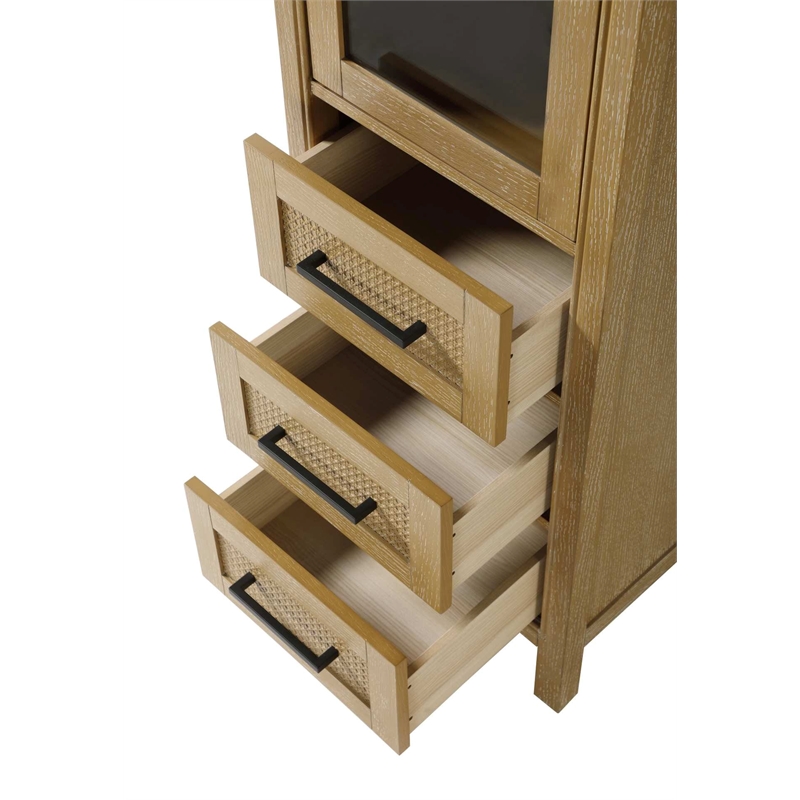 Elegant Kitchen and Bath 20