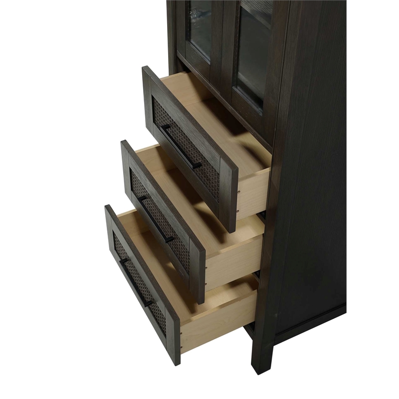 Elegant Kitchen and Bath 24