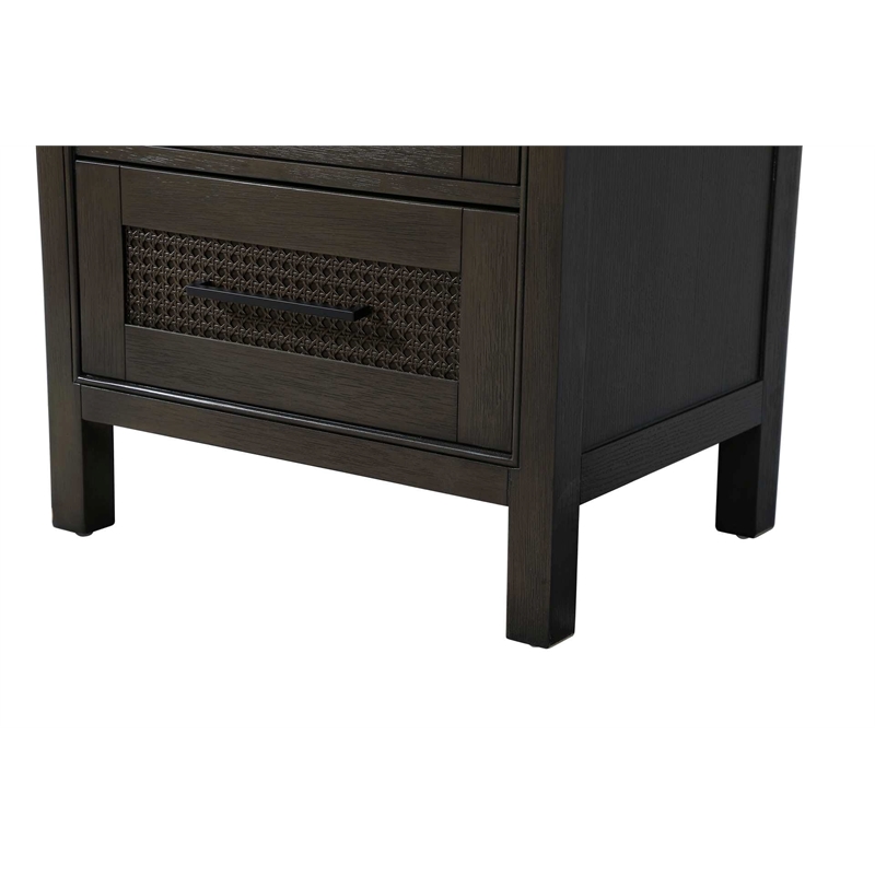 Elegant Kitchen and Bath 24