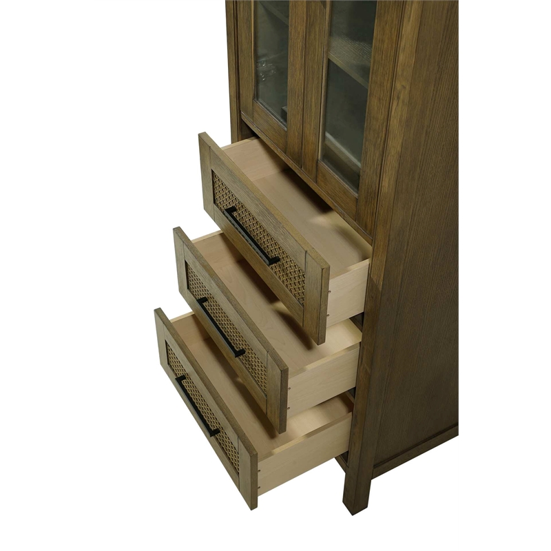 Elegant Kitchen and Bath 24