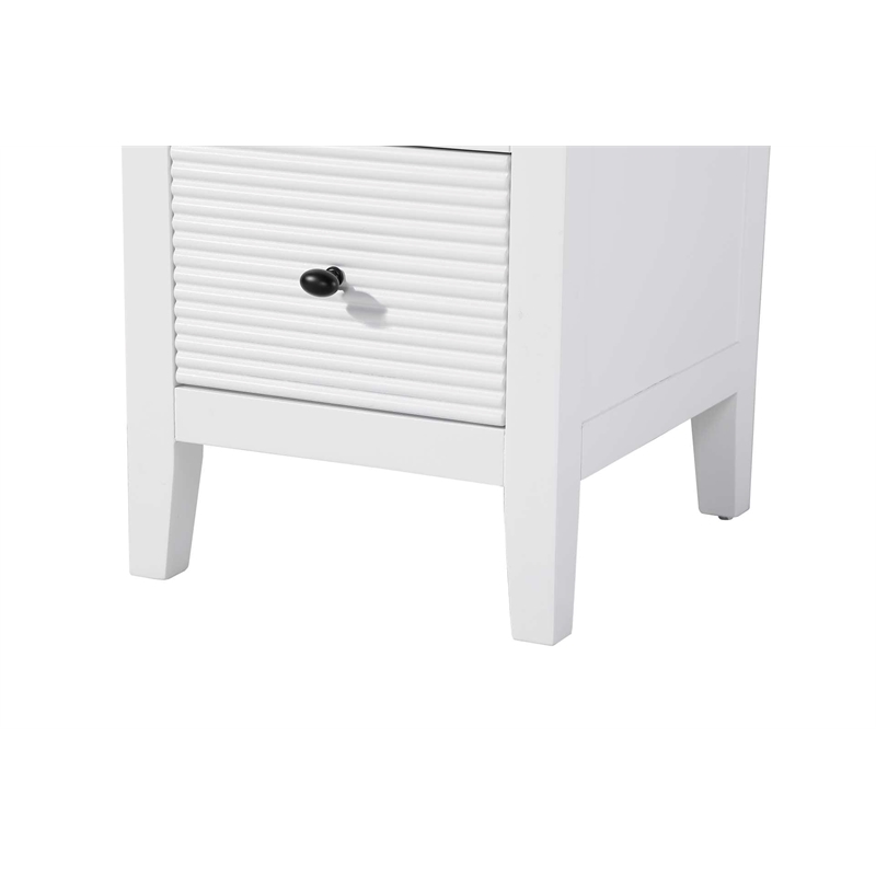 Elegant Kitchen and Bath 16