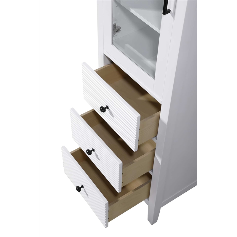 Elegant Kitchen and Bath 20