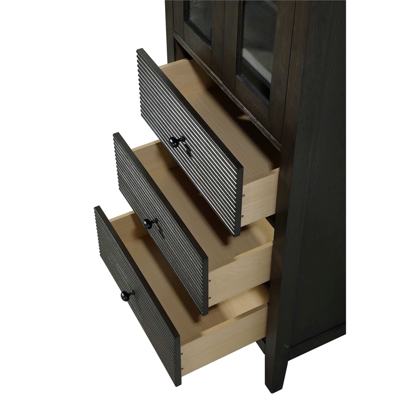 Elegant Kitchen and Bath 24