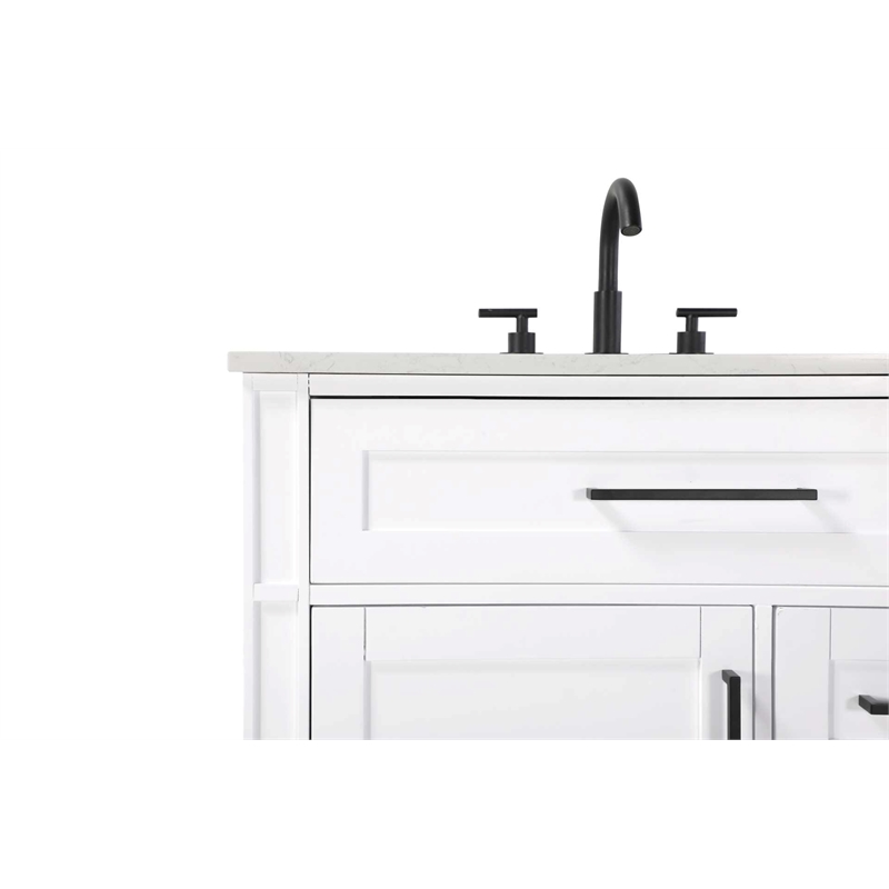 Elegant Kitchen and Bath 32