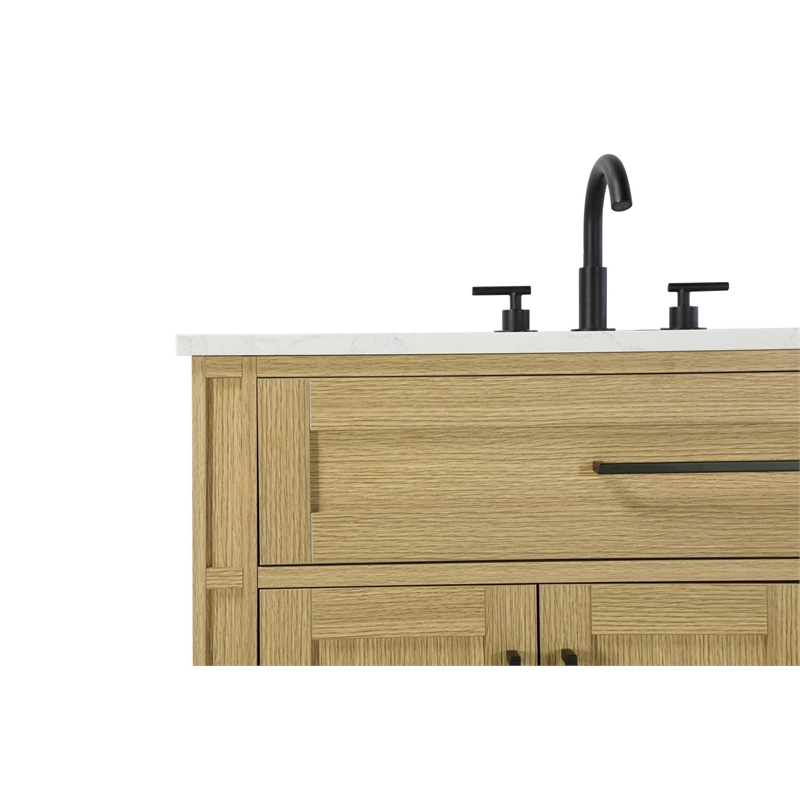 Elegant Kitchen and Bath 36