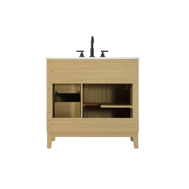 Elegant Kitchen and Bath 36