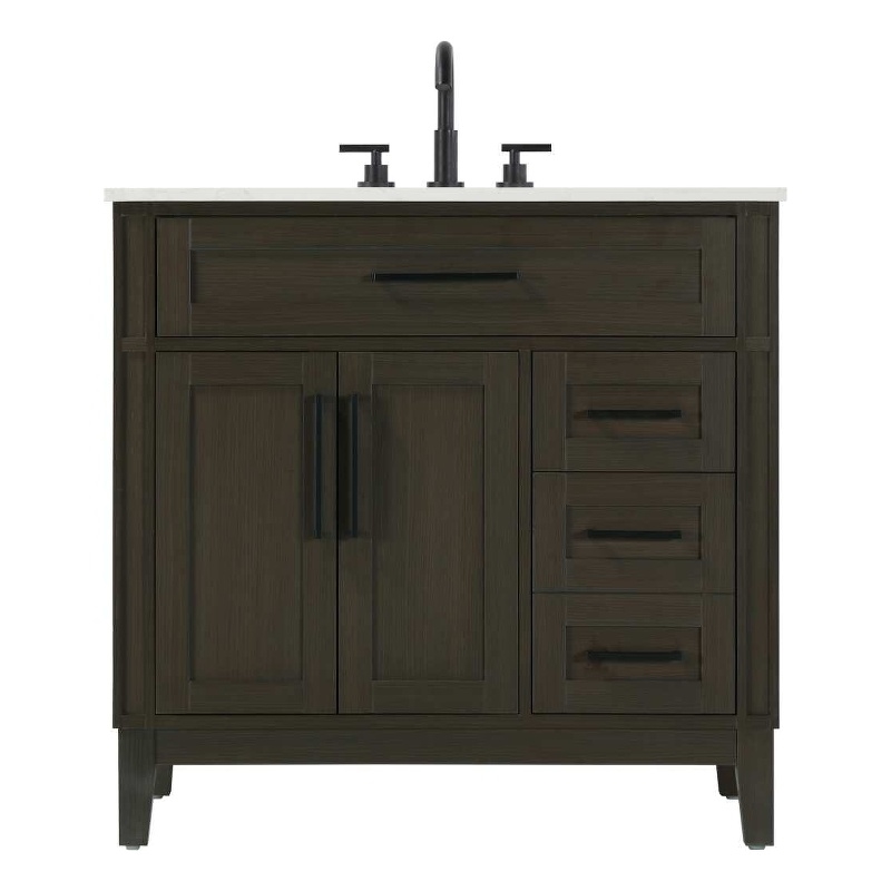 Elegant Kitchen and Bath 36