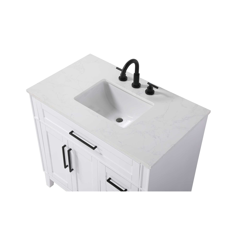 Elegant Kitchen and Bath 36
