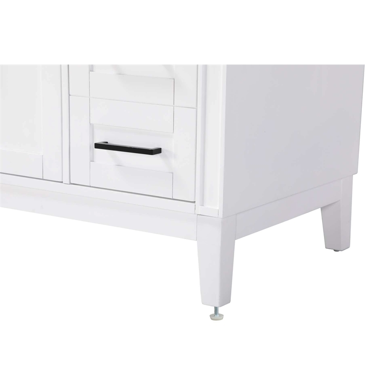 Elegant Kitchen and Bath 36